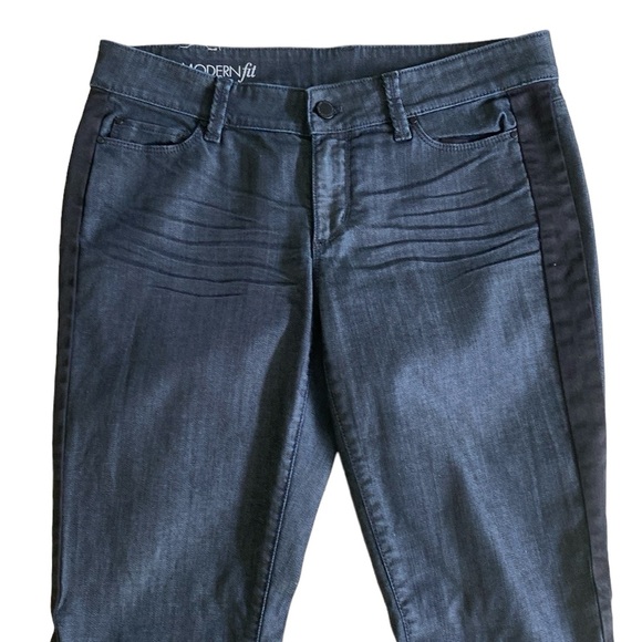 Ann Taylor Blue/Black 8 MODERN Fit Machine Wash Cold 5 Pocket Closing Zip/Button - Picture 2 of 8